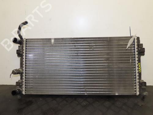 Used Water radiator SEAT IBIZA IV (6J5, 6P1) 1.4 (85 hp) 25126569
