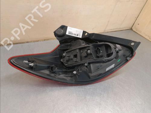 right-taillight-ford-ka-ru8-12-1579394-2008-2009-2010-2011-2012-2013-2014-2015-2016-12943953 main image