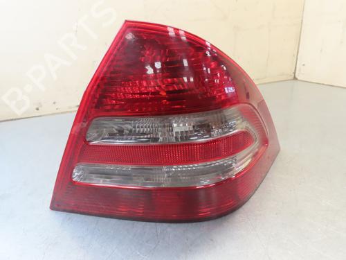 Right taillight MERCEDES-BENZ C-CLASS (W203) C 200 CDI (203.007) | BP24966166C35 