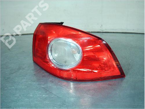 Right taillight RENAULT LAGUNA II (BG0/1_) 2.0 dCi (BG1T) | BP9410230C35 
