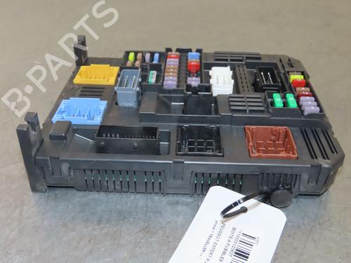Fuse box PEUGEOT EXPERT Bus (V_) 2.0 BlueHDi 150 | BP38571067E1 - Image 4