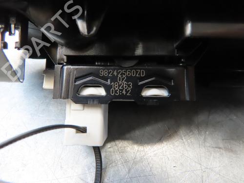 Switch PEUGEOT 208 I (CA_, CC_) 1.2 PureTech 82 | BP24831616I30