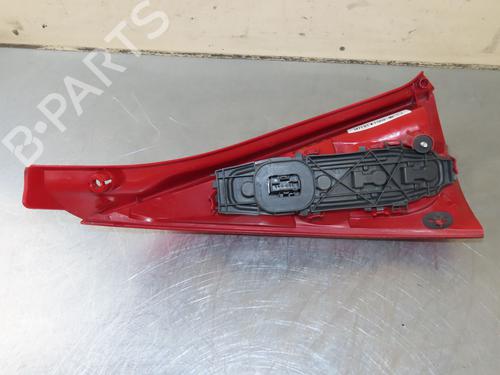right-taillight-citroen-c3-i-fc_-fn_-14-hdi-6351x5-2002-2003-2004-2005-2006-2007-2008-2009-2010-2011-2012-2013-17557623 main image