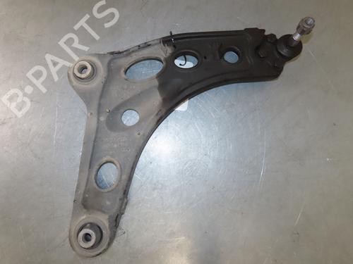Used Right front suspension arm RENAULT TRAFIC III Van (FG_) 1.6 dCi 115 (FGMD) (116 hp) 22366382