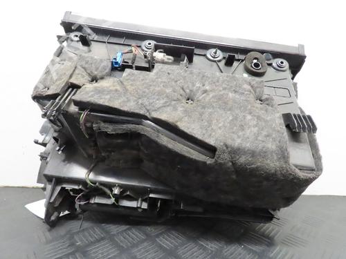 Used Glove box MERCEDES-BENZ C-CLASS (W204) C 200 CDI (204.007, 204.006) (136 hp) 22366609