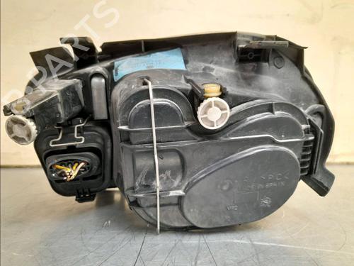 Right headlight VW GOLF IV (1J1) 1.9 TDI | BP14946200C29 