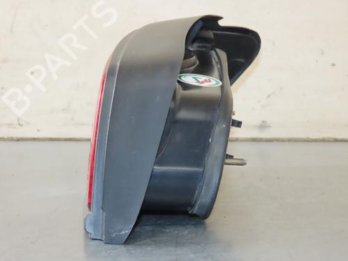 Left taillight PEUGEOT 306 Hatchback (7A, 7C, N3, N5) 2.0 S16 | BP29872271C34