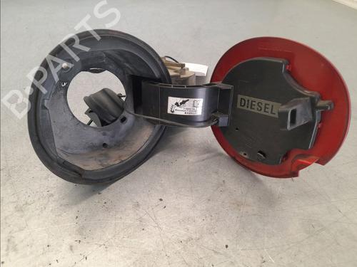 fuel-flap-renault-clio-iii-grandtour-kr01_-2007-29985726 main image