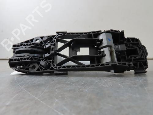Used Front left exterior door handle VW POLO VI (AW1, BZ1, AE1) 1.0 TSI (95 hp) 17041948