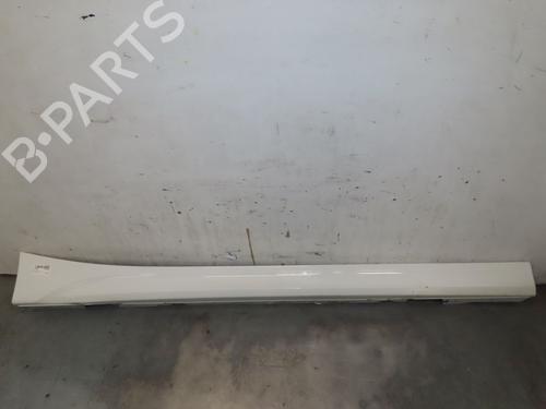 Used Right sideskirt Right sideskirt 36958115 36958115