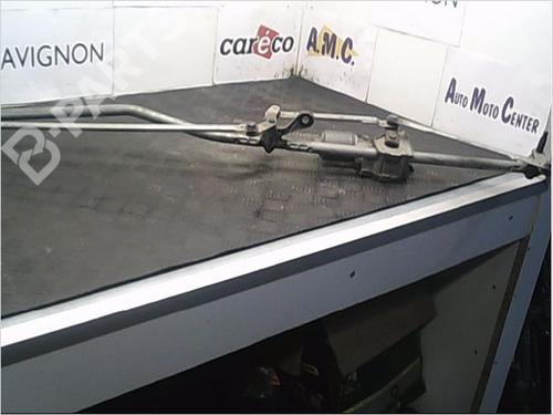 Used Front wiper motor PEUGEOT 308 I (4A_, 4C_) 1.6 HDi (109 hp) 9404057