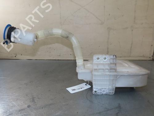 Windscreen washer tank VW SCIROCCO III (137, 138) 1.4 TSI | BP17729845C113