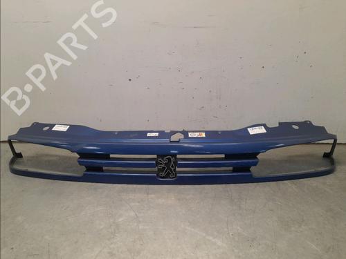 Used Grille PEUGEOT 806 (221) 2.0 (121 hp) 15902713