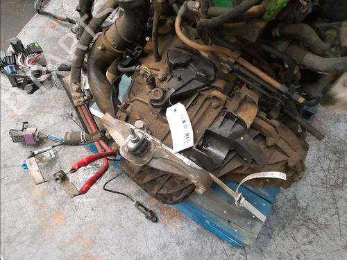 gearbox-renault-trafic-iii-van-fg_-2014-32037653 main image