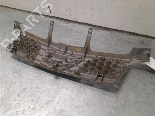 Used Grille Grille NISSAN X-TRAIL I (T30) 2.2 dCi 4x4 (136 hp) 16555019 16555019