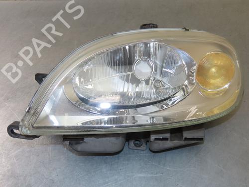 Used Left headlight CITROËN SAXO (S0, S1) 1.4 VTS (75 hp) 19490251