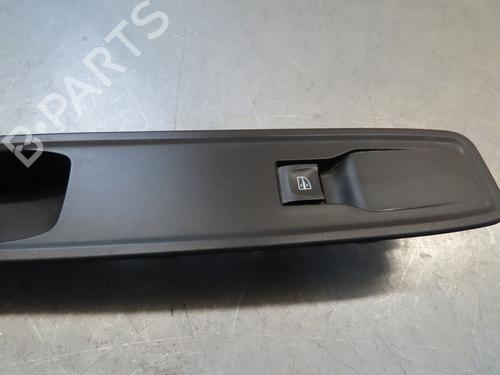 Interruttore DACIA SANDERO III 1.0 SCe 65 (67 hp) 31865117