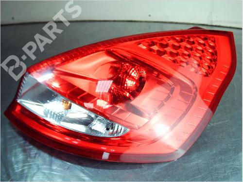 Right taillight FORD FIESTA VI (CB1, CCN) 1.25 | BP9572607C35 