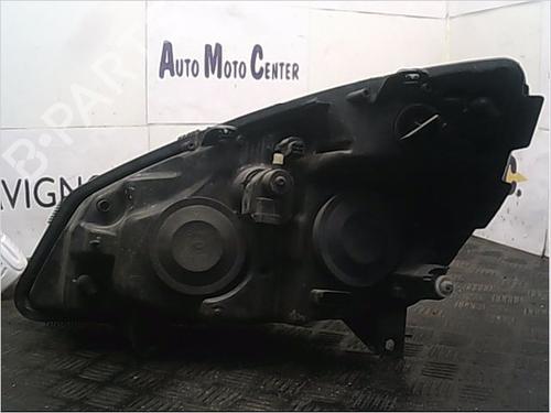 Used Right headlight RENAULT SCÉNIC II (JM0/1_) 1.6 (JM0C, JM0J, JM1B) (113 hp) 9406105