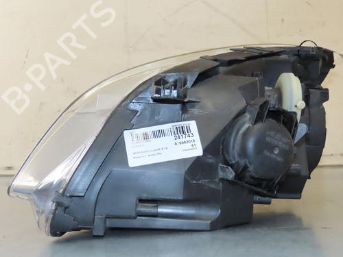 Used Right headlight MERCEDES-BENZ B-CLASS Sports Tourer (W245) B 180 CDI (245.207) (109 hp) 29441498