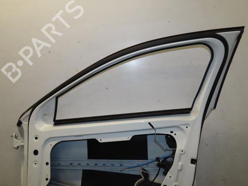 Used Right front door MERCEDES-BENZ A-CLASS (W176) A 200 CDI / d 4-matic (176.002) (136 hp) 29016791