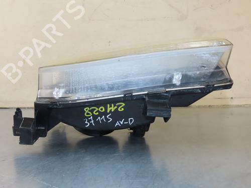 Right headlight NISSAN X-TRAIL I (T30) 2.2 dCi 4x4 | BP17133861C29 