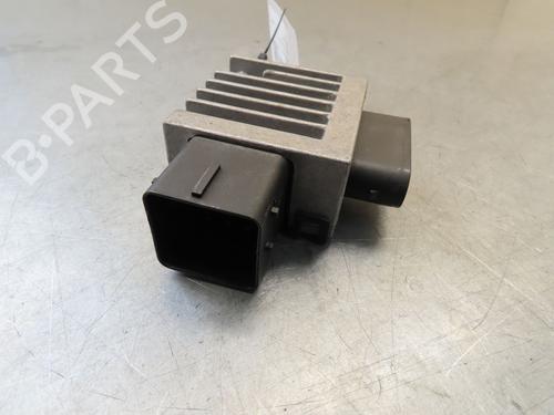 Used Electronic module RENAULT CLIO V (B7_) 1.5 Blue dCi 100 (B7AD) (101 hp) 24817493