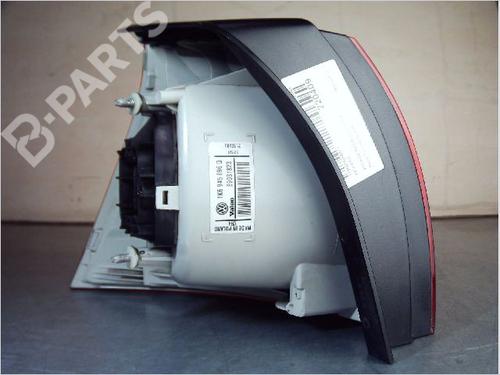 Right taillight VW GOLF V (1K1) 1.9 TDI | BP10906915C35 