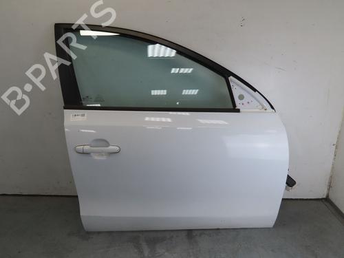 Used Right front door HYUNDAI i30 Estate (FD) 1.6 CRDi (116 hp) 18248491