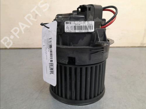 Heater blower motor PEUGEOT 208 I (CA_, CC_) 1.6 HDi / BlueHDi 75 | BP23157983M62 