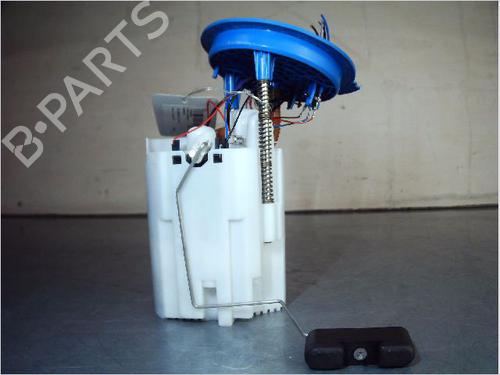 Used Fuel pump Fuel pump VW GOLF VII (5G1, BQ1, BE1, BE2) 1.2 TSI (105 hp) 10919419 10919419