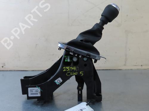 Used Gear lever RENAULT CLIO V (B7_) 1.5 Blue dCi 85 (B7AG) (86 hp) 17067666