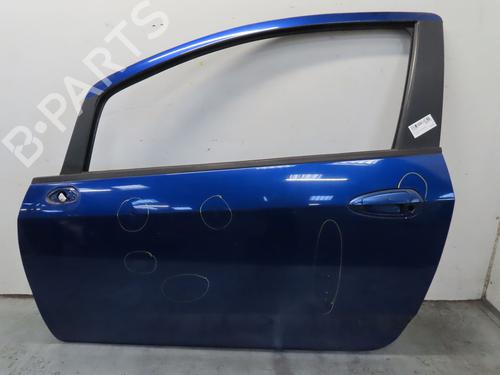 Used Left front door FIAT GRANDE PUNTO (199_) 1.4 (199AXB11, 199AXB1A, 199BXB1A, 199AXL1A) (77 hp) 22367085