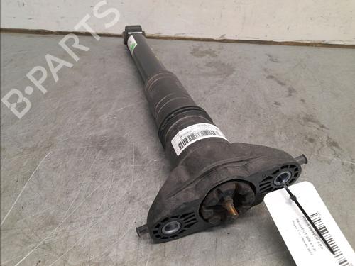 right-rear-shock-absorber-peugeot-208-ii-ub_-up_-uw_-uj_-12-puretech-75-9831182580-2019-15545980 main image