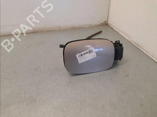tanklag-renault-megane-iv-hatchback-b9amn_-2015-39454341 main image
