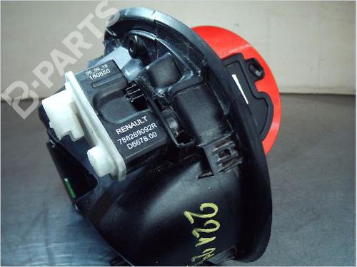 Fuel flap RENAULT CLIO V (B7_) 1.0 TCe 100 (B7MT) | BP10516495C131 