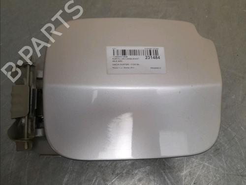 Używane Klapa wlewu paliwa DACIA DUSTER (HS_) 1.5 dCi 4x4 (HSMC, HSMD) (110 hp) 16105869