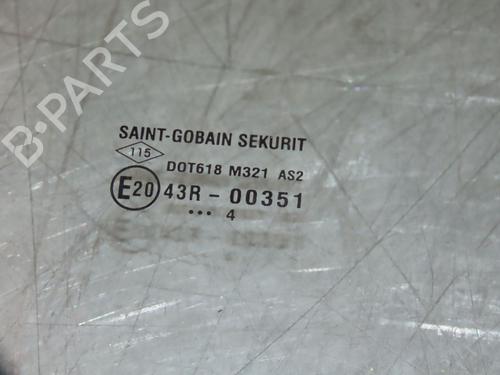 Vitre porte avant droite DACIA DUSTER (HS_) 1.5 dCi 4x4 (109 hp) 23558087