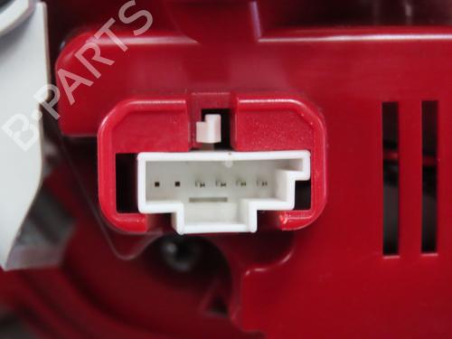 left-tailgate-light-mercedes-benz-gla-class-x156-2013-2014-2015-2016-2017-2018-2019-2020-2021-2022-30403856 main image