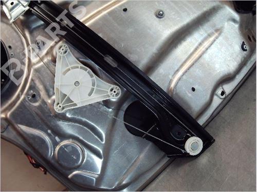 Rear right window mechanism MERCEDES-BENZ C-CLASS (W204) C 200 CDI (204.007, 204.006) | BP10906863C25 