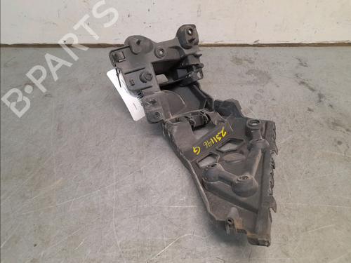 Used Rear bumper bracket RENAULT CLIO IV (BH_) 1.5 dCi 90 (90 hp) 15008569