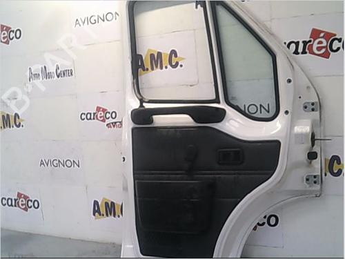 Used Left front door Left front door 23158623 23158623