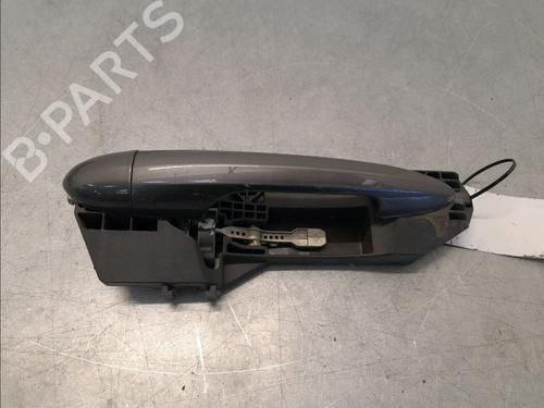 Używane Klamka zewnętrzna drzwi przednich prawych ALFA ROMEO GIULIETTA (940_) 1.4 TB (940FXB1A, 940FXB11) (170 hp) 29963269