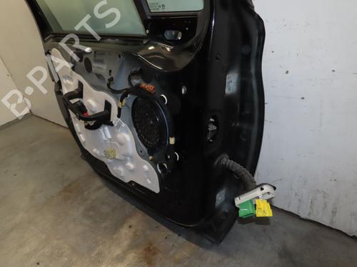 Used Left front door PEUGEOT 2008 I (CU_) 1.2 THP 110 / PureTech 110 (110 hp) 29901787