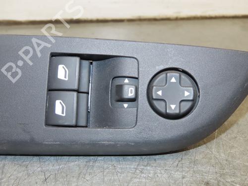 Left front window switch OPEL CORSA F (P2JO) 1.2 (68) | BP19079653I27