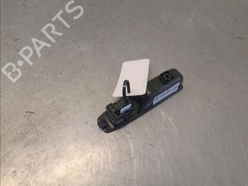 Used Right rear window switch Right rear window switch RENAULT CLIO V (B7_) 1.5 Blue dCi 115 (B7AD) (116 hp) 34176084 34176084