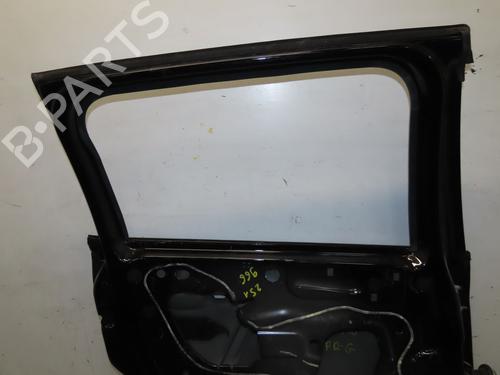 Dør højre bagtil CITROËN C4 CACTUS 1.2 THP 110 (110 hp) 30522111