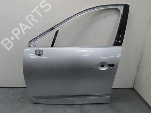 Used Left front door RENAULT SCÉNIC III (JZ0/1_) 1.5 dCi (110 hp) 20077472