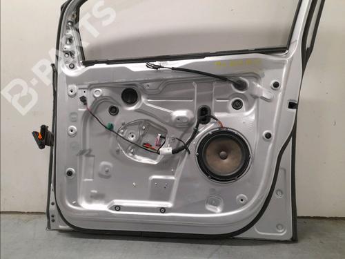 Right front door VW GOLF PLUS V (5M1, 521) 1.4 TSI | BP11702400C3 