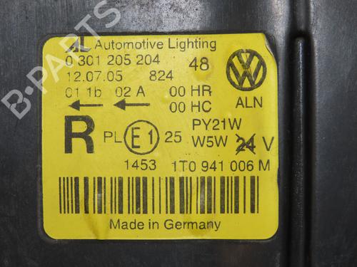 Right headlight VW TOURAN (1T1, 1T2) 1.9 TDI | BP25905730C29 